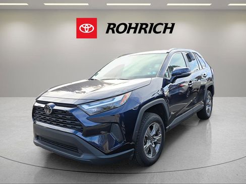 Certified 2024 Toyota RAV4 XLE image 1