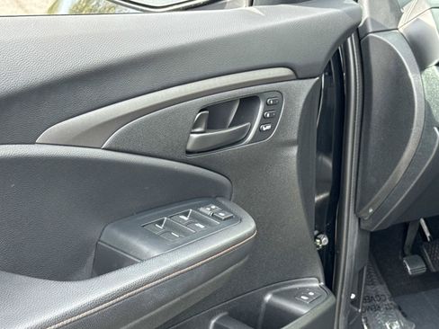 Certified 2023 Honda Passport TrailSport image 18