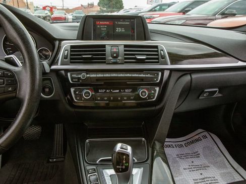 Used 2018 BMW 330e RWD image 15