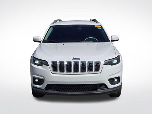 Used 2019 Jeep Cherokee Latitude Plus w/ Cold Weather Group AWD/4WD image 11