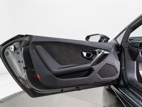 Used 2016 Lamborghini Huracan LP 580-2 RWD image 70