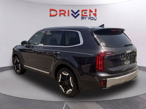 Used 2025 Kia Telluride S FWD image 6