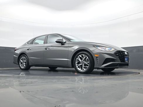 Certified 2023 Hyundai Sonata SEL w/ Convenience Package image 23