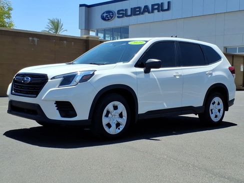 Certified 2023 Subaru Forester AWD/4WD image 3