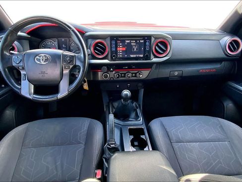 Used 2016 Toyota Tacoma SR AWD/4WD image 10