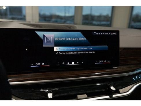 New 2026 BMW X5 xDrive50e w/ Climate Comfort Package image 70