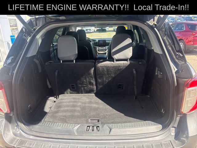 Used 2023 Ford Explorer XLT w/ Equipment Group 202A AWD/4WD image 32