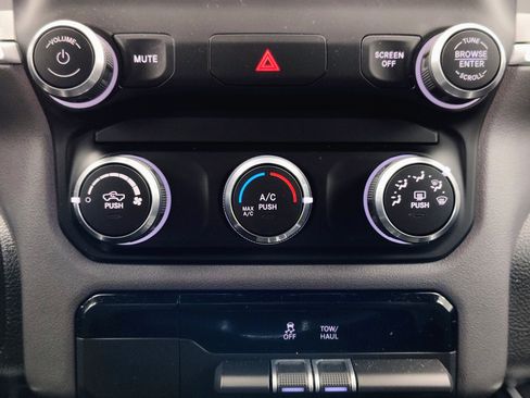 Used 2022 RAM 1500 Big Horn image 35