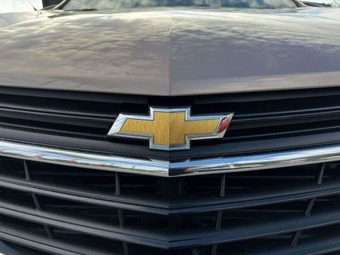 Used 2018 Chevrolet Equinox LS FWD image 14