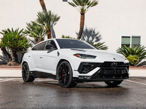 Used 2024 Lamborghini Urus S image 15