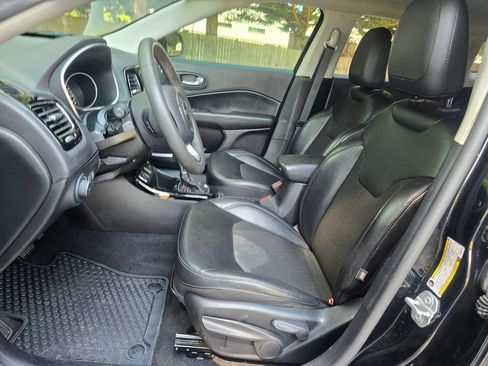 Used 2021 Jeep Compass Latitude FWD image 22