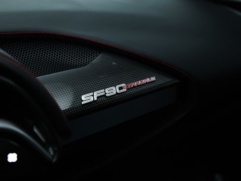 Used 2022 Ferrari SF90 Stradale AWD/4WD image 20