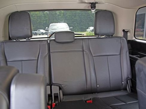 Used 2022 Ford Expedition XLT RWD image 29