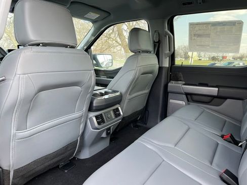 New 2025 Ford F150 Lightning Flash AWD/4WD image 38