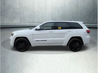Used 2019 Jeep Grand Cherokee Altitude video 2