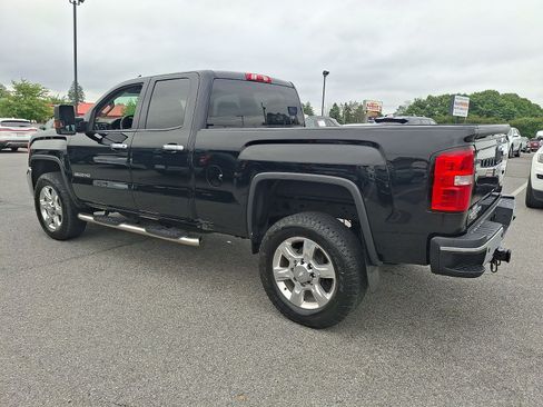 Used 2019 GMC Sierra 2500 4x4 Double Cab w/ Sierra Convenience Package image 4