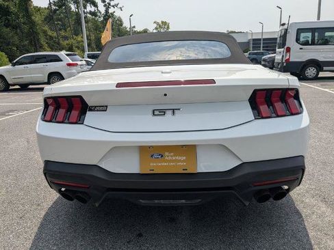 Certified 2025 Ford Mustang GT Premium RWD image 5