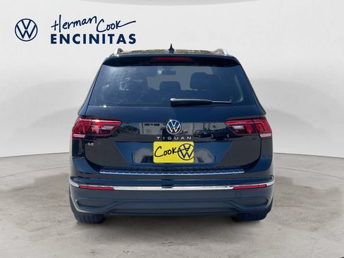 Certified 2023 Volkswagen Tiguan SE FWD image 4