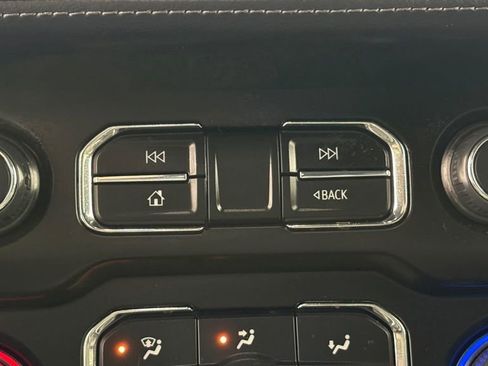 Used 2024 Chevrolet Tahoe LT image 37