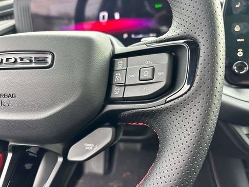 Used 2025 Dodge Charger R/T w/ Sun & Sound Package image 14