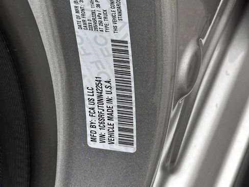 Used 2022 RAM 1500 Laramie image 19