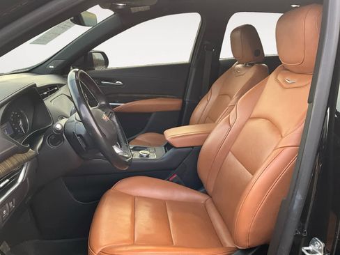 Used 2019 Cadillac XT4 Premium Luxury image 10