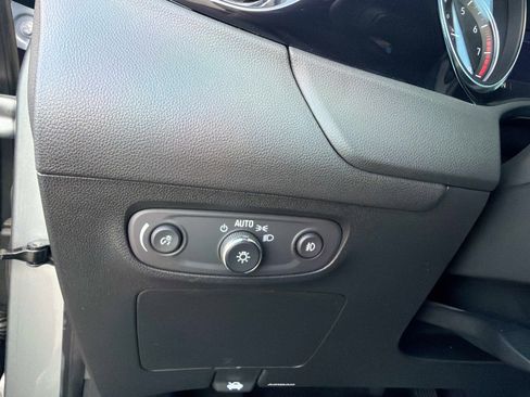 Used 2023 Buick Encore GX Select w/ Sport Touring Package image 29