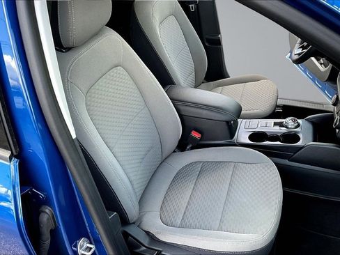 Certified 2022 Ford Escape SE w/ SE Sport Appearance Package AWD/4WD image 32
