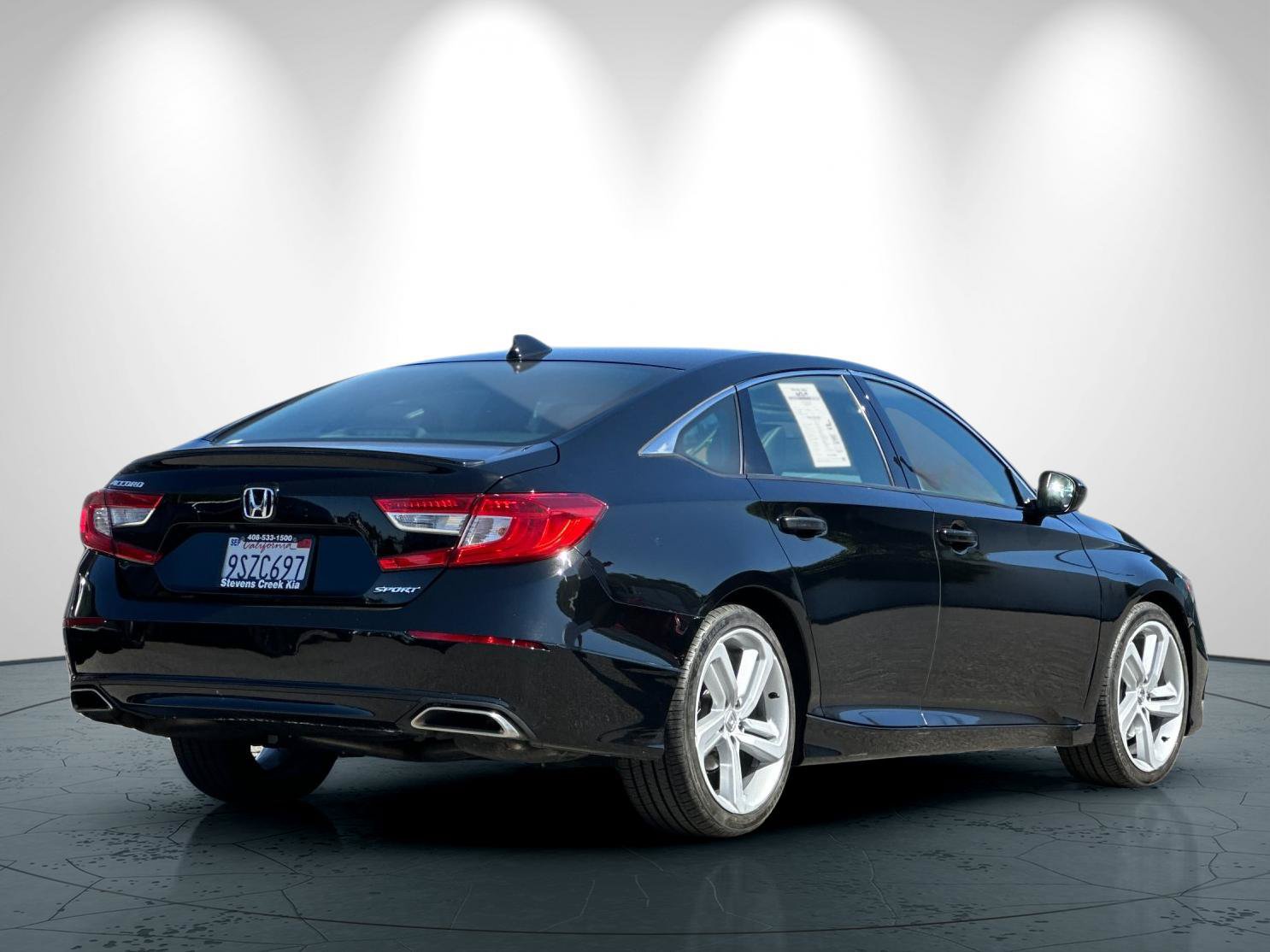 Used 2021 Honda Accord Sport image 4
