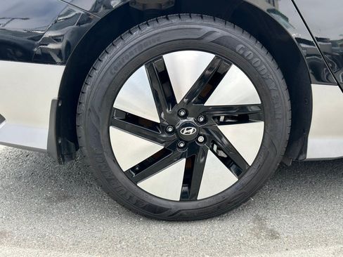 Used 2024 Hyundai Ioniq 6 SE RWD image 54