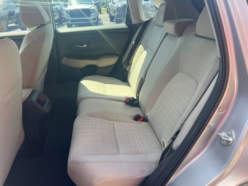 Used 2025 Honda HR-V LX image 19