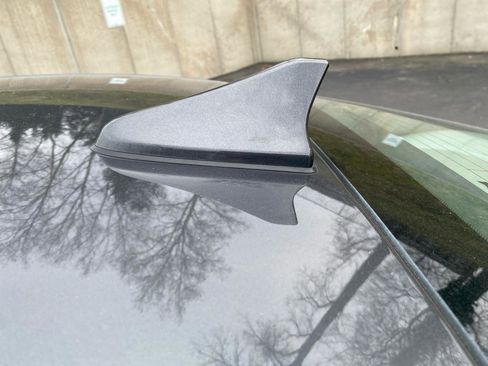 Used 2020 Genesis G70 2.0T w/ Elite Package image 26