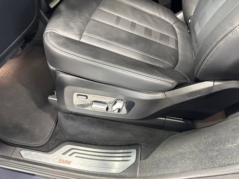 Used 2020 BMW X7 xDrive40i w/ Cold Weather Package AWD/4WD image 14