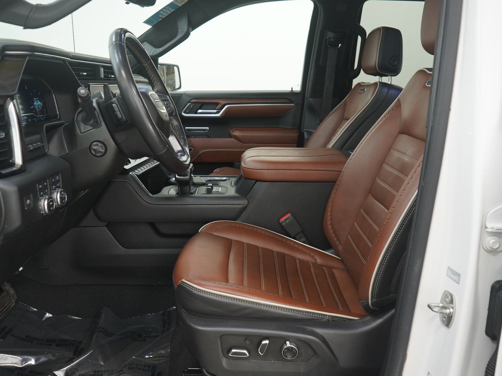 Used 2023 GMC Sierra 1500 Denali Ultimate AWD/4WD image 24