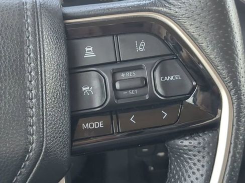 Used 2023 Toyota Tundra Limited AWD/4WD image 25