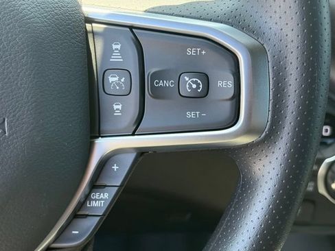 New 2026 RAM 1500 Express AWD/4WD image 17