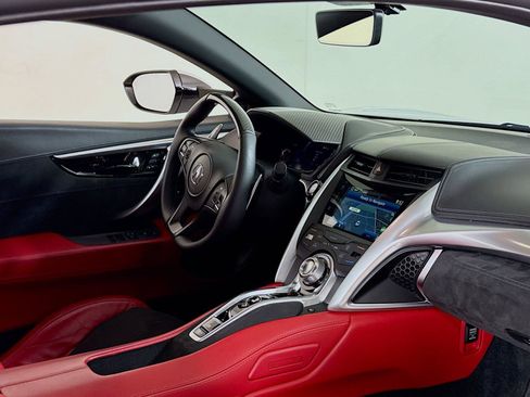 Used 2018 Acura NSX AWD/4WD image 31