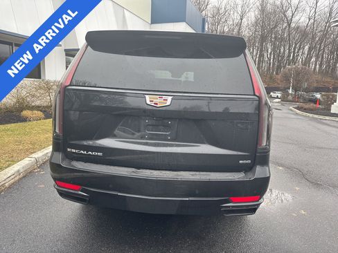 Used 2024 Cadillac Escalade Sport image 3