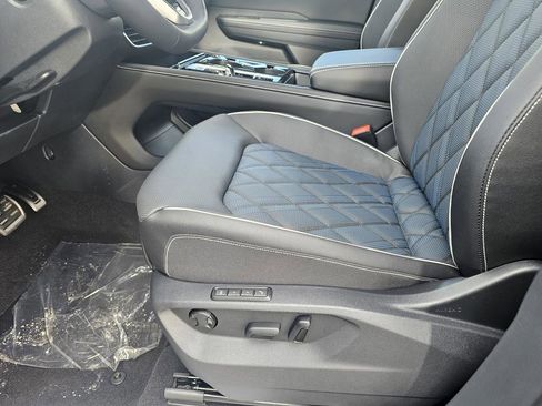 New 2026 Volkswagen Atlas Cross Sport SEL Premium R-Line image 11