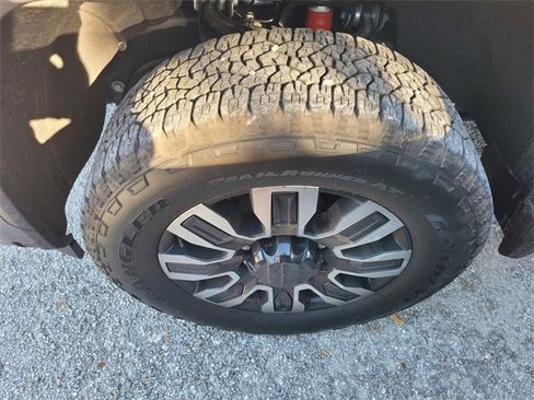 Used 2026 GMC Sierra 2500 Denali Ultimate image 5