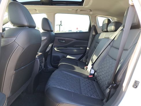 Certified 2024 Nissan Murano Platinum w/ Cargo Package FWD image 18