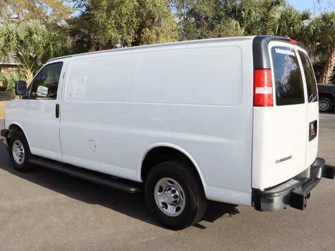 Used 2019 Chevrolet Express 2500 w/ Driver Convenience Package image 6