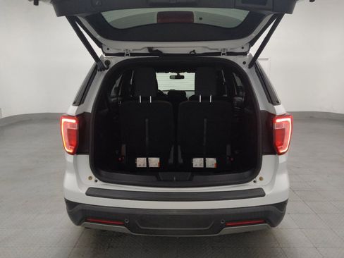 Used 2019 Ford Explorer XLT w/ Equipment Group 201A FWD image 29