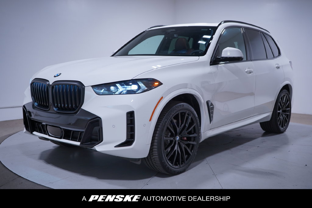 Used 2026 BMW X5 sDrive40i w/ M Sport Package RWD image 1