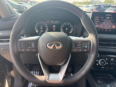 Used 2022 INFINITI QX60 Sensory w/ Vision Package AWD/4WD image 16