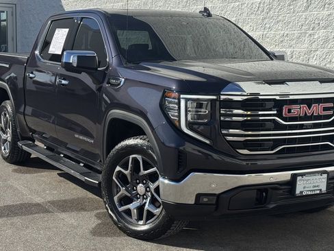 Used 2025 GMC Sierra 1500 SLT w/ SLT Premium Plus Package image 1