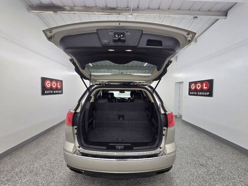Used 2015 Buick Enclave Leather FWD image 18