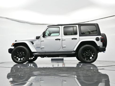 Used 2023 Jeep Wrangler Unlimited Sahara image 55