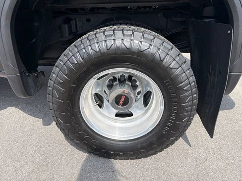 Used 2023 GMC Sierra 3500 Denali w/ Denali Ultimate Package AWD/4WD image 13