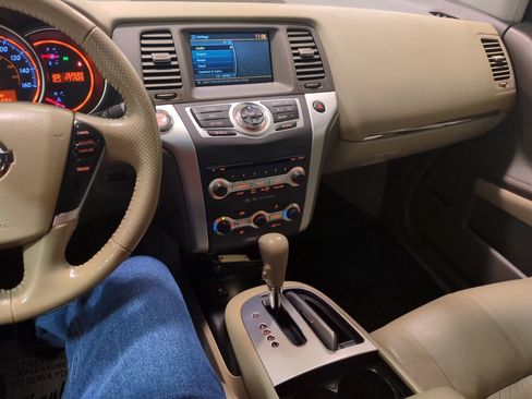 Used 2010 Nissan Murano SL w/ Leather Pkg image 19